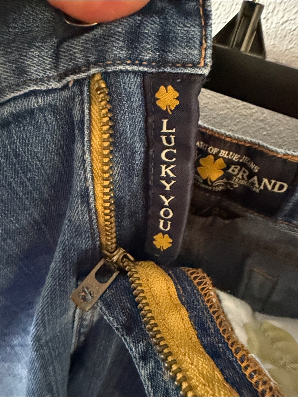 Lucky Brand Women's Light Blue Frayed-Hem Bermuda Jeans - Picture 7 of 9